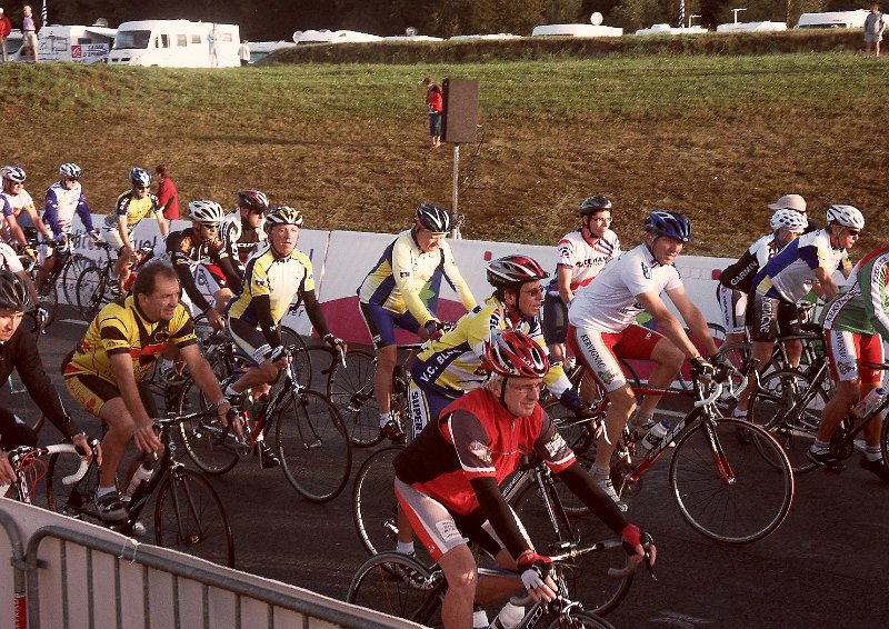 2011-08-26 05 Rando Plouay Depart des Cyclotouristes.jpg